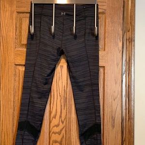 Black/Grey stripped Under Armor yoga Pants